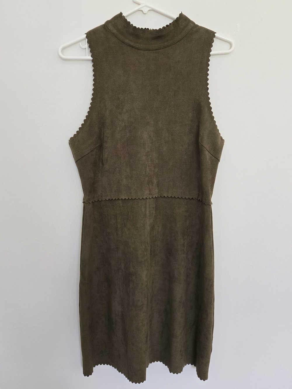 HYFVE Sleeveless Scallop-Edge Faux Suede Olive Green Dress Norcore classic L